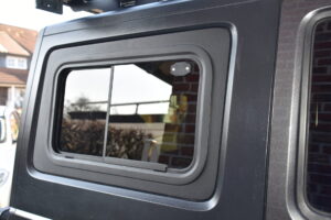 Jeep Wrangler Schiebefenster Einbau