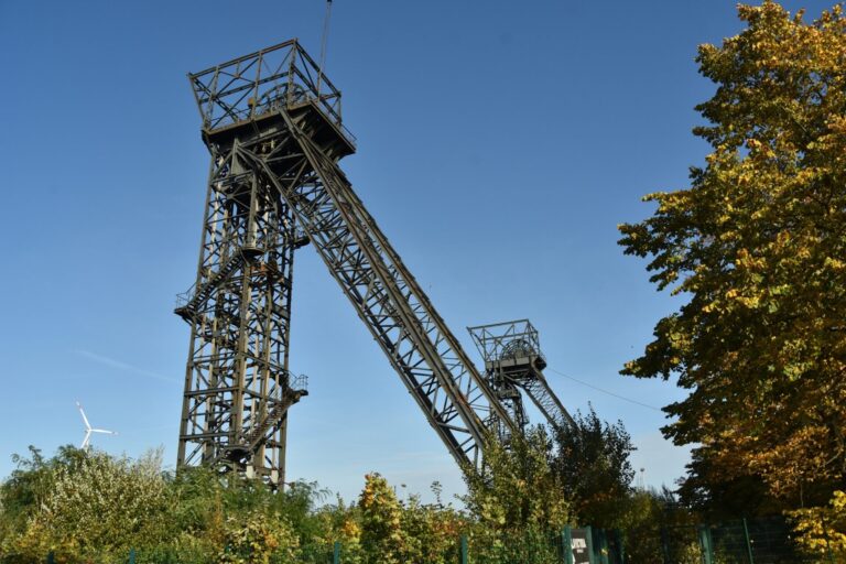 Lost Place Fördertürme einer Steinkohlenzeche