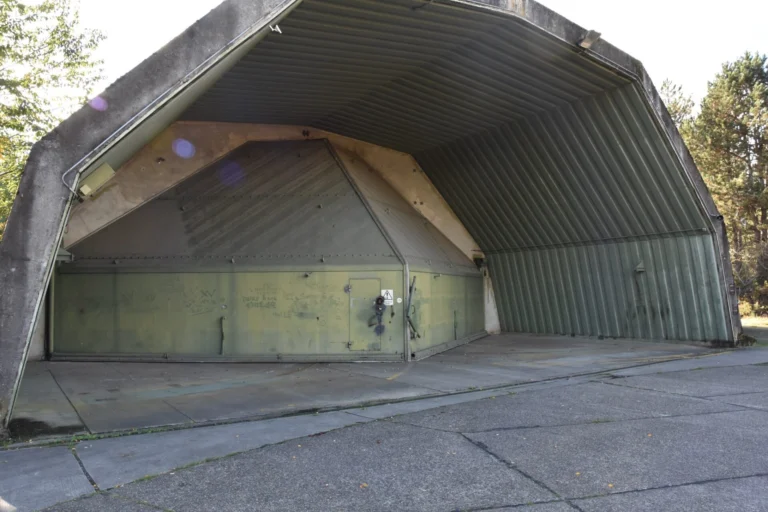 Lost Place Militär Flughafen der Royal Air Force 81 Lost Place Militär Flughafen der Royal Air Force